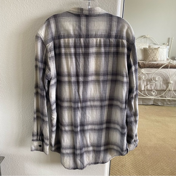 Men's Gray Modern Amusement Flannel Size Large - Picture 4 of 7